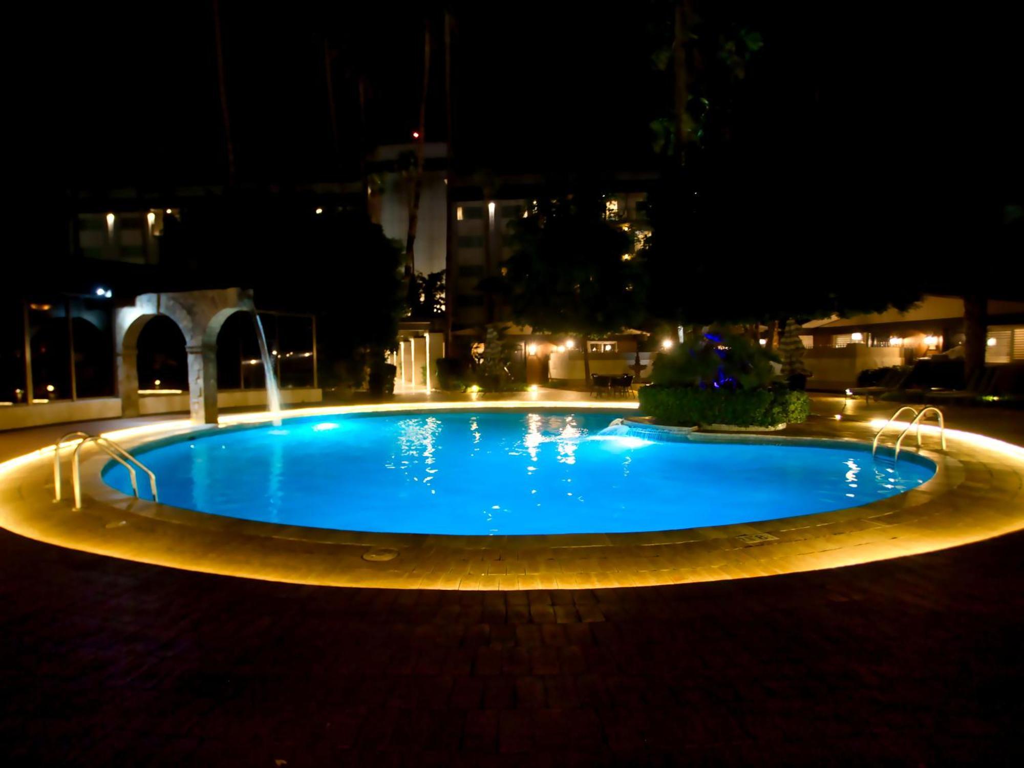 Hotel Lucerna Mexicali Esterno foto