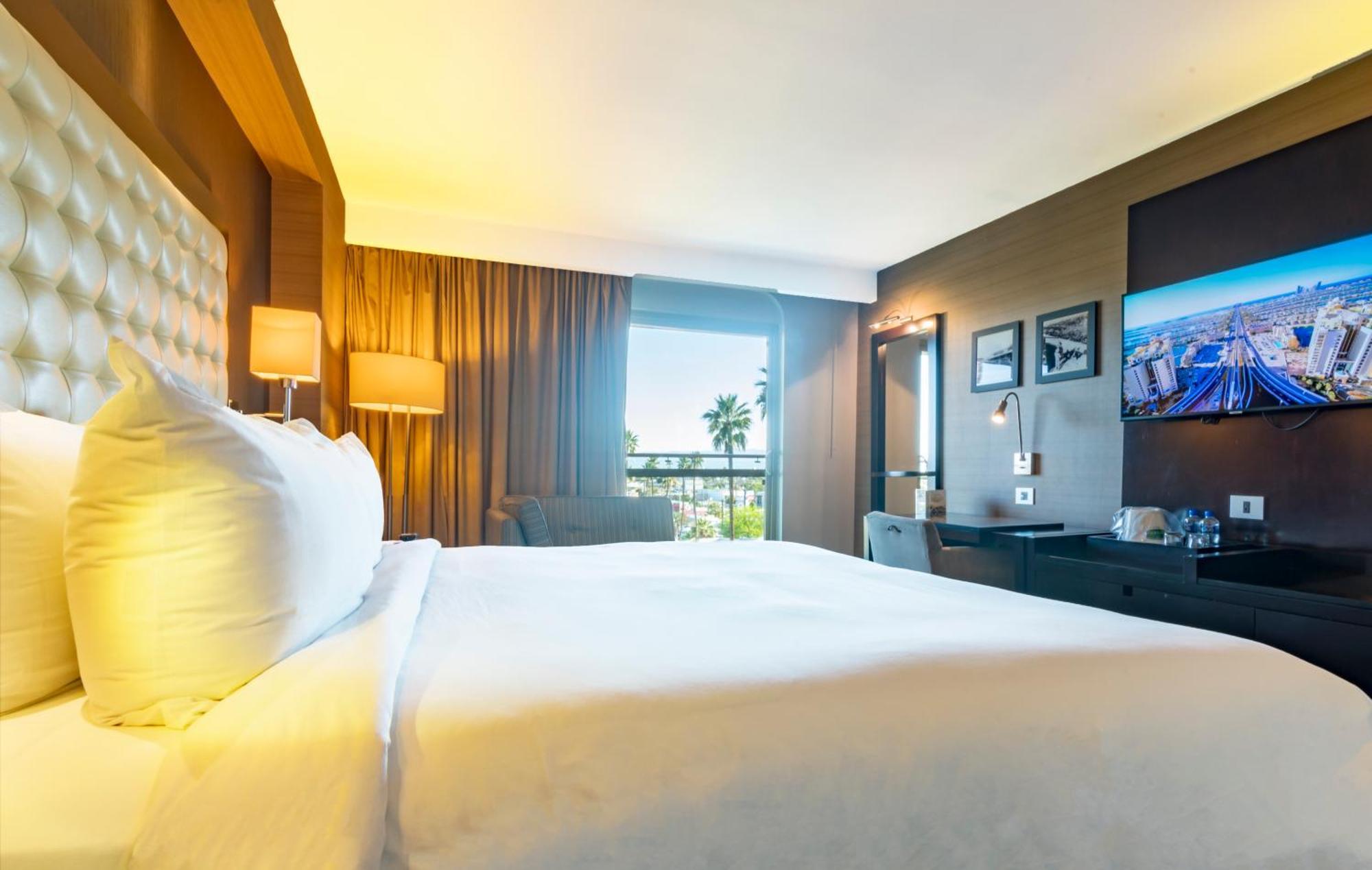 Hotel Lucerna Mexicali Esterno foto